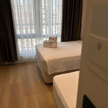 By Niluefer Hotel 3*
