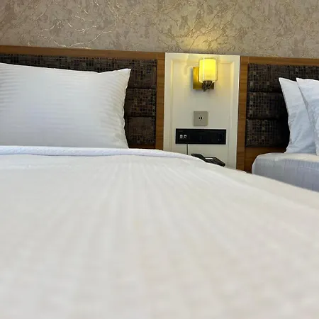 By Niluefer Отель